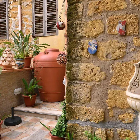 Apartmán L'elegante Dependance Del Barone Francesco Sala Agrigento